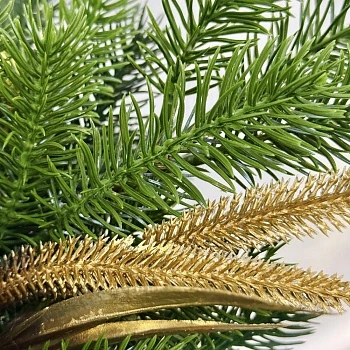 Композиция новогодняя в прямоугольной коробке