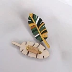 Брошь деревянная Лист пальмы